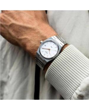 Чоловічий Класичний Швейцарський Наручний Годинник TISSOT T137.410.11.031.00 image 5
