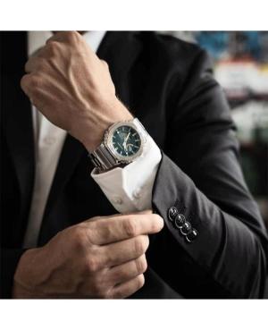 Men Sports Functional Diver Japan Quartz Analog Watch Timer CASIO GM-2110D-3A1ER G-Shock Green Dial image 3